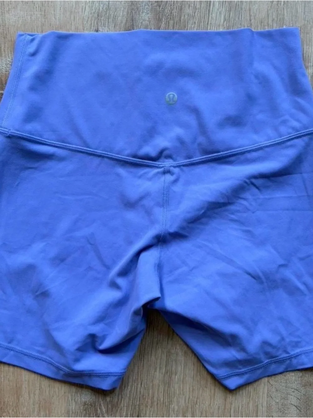 Lululemon dark lavender 6” align high rise shorts size 8